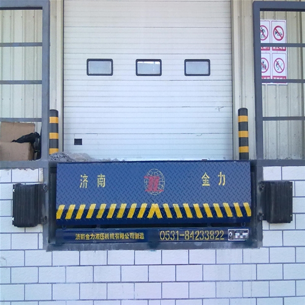 青岛码头用固定登车桥