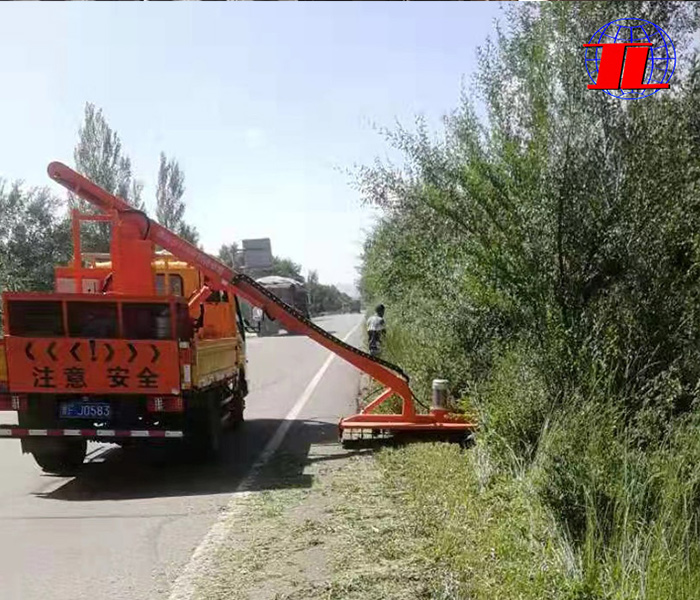 青岛绿篱修剪车
